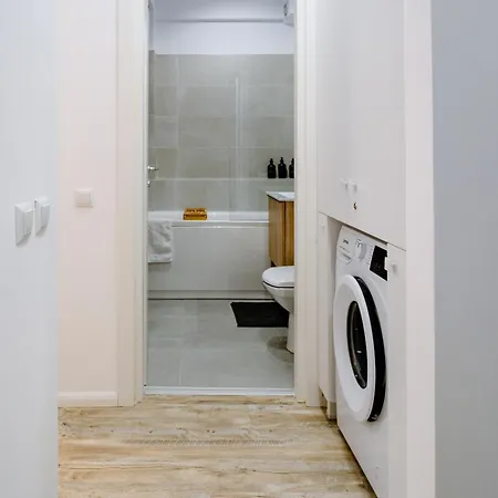 Apartment My Happy Place -